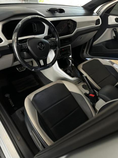 VOLKSWAGEN T-Cross 1.4 4P 250 TSI FLEX HIGHLINE AUTOM�TICO, Foto 6