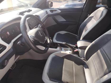 VOLKSWAGEN T-Cross 1.4 4P 250 TSI FLEX HIGHLINE AUTOM�TICO, Foto 8