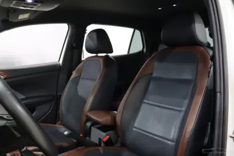 VOLKSWAGEN T-Cross 1.0 4P 200 TSI FLEX COMFORTLINE AUTOM�TICO, Foto 7