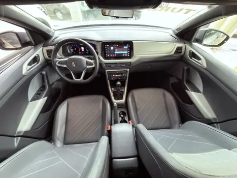 VOLKSWAGEN T-Cross 1.0 4P 200 TSI FLEX COMFORTLINE AUTOM�TICO, Foto 9