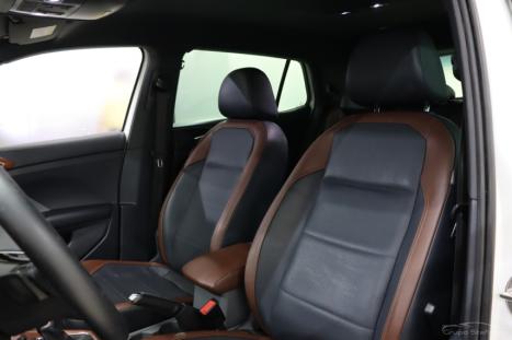 VOLKSWAGEN T-Cross 1.0 4P 200 TSI FLEX COMFORTLINE AUTOM�TICO, Foto 7