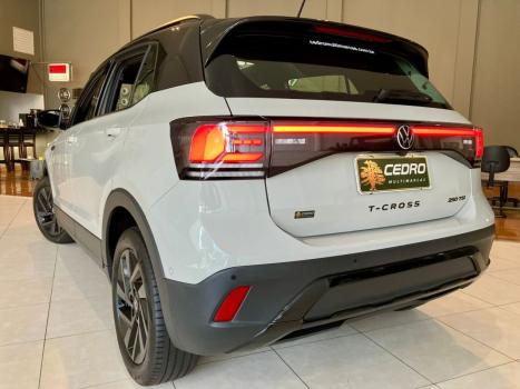 VOLKSWAGEN T-Cross 1.4 4P 250 TSI FLEX HIGHLINE AUTOM�TICO, Foto 12