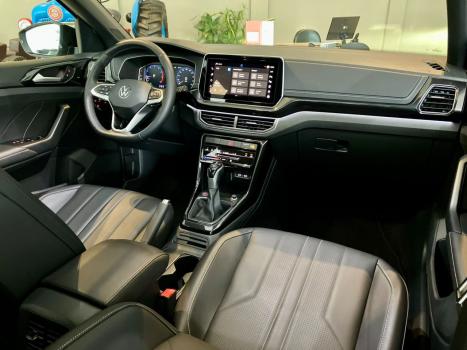 VOLKSWAGEN T-Cross 1.4 4P 250 TSI FLEX HIGHLINE AUTOM�TICO, Foto 16