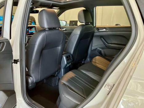 VOLKSWAGEN T-Cross 1.4 4P 250 TSI FLEX HIGHLINE AUTOM�TICO, Foto 35