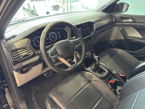 VOLKSWAGEN T-Cross 1.4 4P 250 TSI FLEX HIGHLINE AUTOM�TICO, Foto 4
