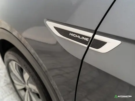 VOLKSWAGEN T-Cross 1.4 4P 250 TSI FLEX HIGHLINE AUTOM�TICO, Foto 18