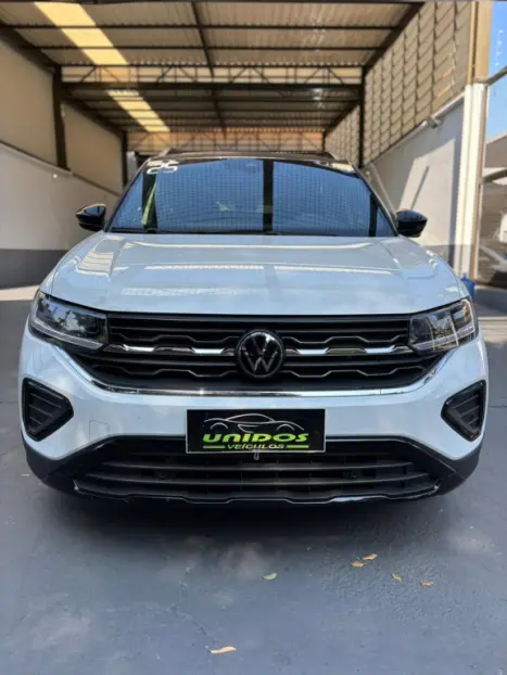 VOLKSWAGEN T-Cross 1.4 4P 250 TSI FLEX HIGHLINE AUTOM�TICO, Foto 2