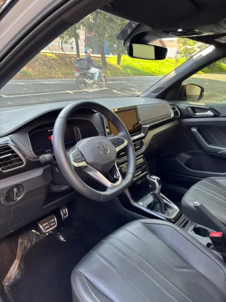VOLKSWAGEN T-Cross 1.4 4P 250 TSI FLEX HIGHLINE AUTOM�TICO, Foto 7
