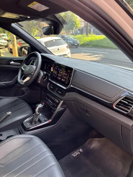 VOLKSWAGEN T-Cross 1.4 4P 250 TSI FLEX HIGHLINE AUTOM�TICO, Foto 11