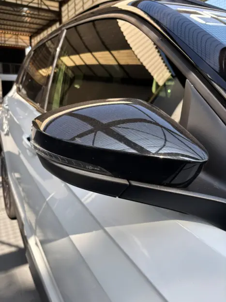 VOLKSWAGEN T-Cross 1.4 4P 250 TSI FLEX HIGHLINE AUTOM�TICO, Foto 15