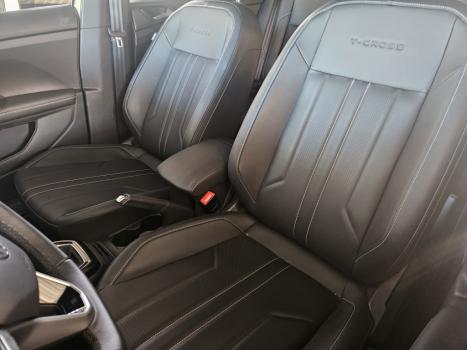 VOLKSWAGEN T-Cross 1.4 4P 250 TSI FLEX HIGHLINE AUTOM�TICO, Foto 8