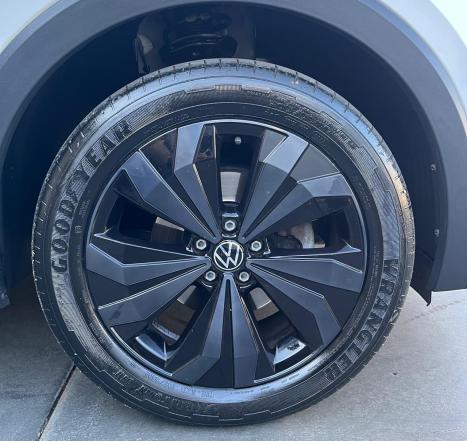VOLKSWAGEN T-Cross 1.4 4P 250 TSI FLEX HIGHLINE AUTOM�TICO, Foto 10