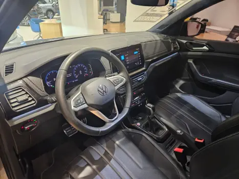 VOLKSWAGEN T-Cross 1.4 4P 250 TSI FLEX HIGHLINE AUTOM�TICO, Foto 4