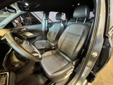 VOLKSWAGEN T-Cross 1.4 4P 250 TSI FLEX HIGHLINE AUTOM�TICO, Foto 4