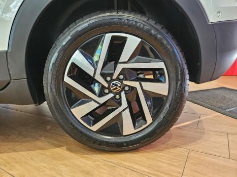 VOLKSWAGEN T-Cross 1.4 4P 250 TSI FLEX HIGHLINE AUTOM�TICO, Foto 9