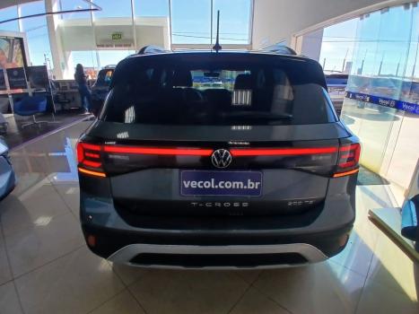 VOLKSWAGEN T-Cross 1.0 4P 200 TSI FLEX COMFORTLINE AUTOM�TICO, Foto 10