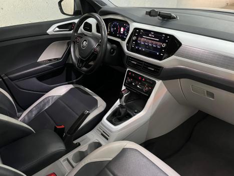 VOLKSWAGEN T-Cross 1.4 4P 250 TSI FLEX HIGHLINE AUTOM�TICO, Foto 13