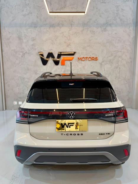 VOLKSWAGEN T-Cross 1.4 4P 250 TSI FLEX HIGHLINE AUTOM�TICO, Foto 3