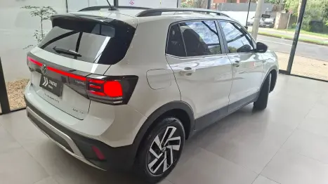 VOLKSWAGEN T-Cross 1.0 4P 200 TSI FLEX COMFORTLINE AUTOM�TICO, Foto 11