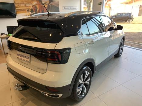 VOLKSWAGEN T-Cross 1.4 4P 250 TSI FLEX HIGHLINE AUTOM�TICO, Foto 9