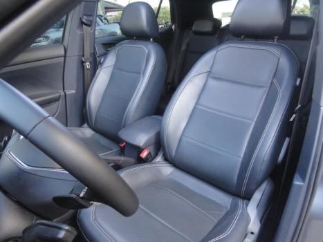 VOLKSWAGEN T-Cross 1.4 4P 250 TSI FLEX HIGHLINE AUTOM�TICO, Foto 19