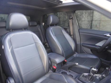 VOLKSWAGEN T-Cross 1.4 4P 250 TSI FLEX HIGHLINE AUTOM�TICO, Foto 21