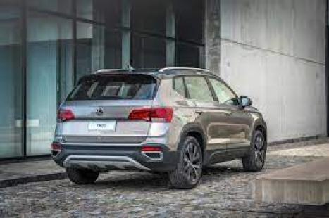 VOLKSWAGEN Taos 1.4 16V 4P FLEX 250 TSI HIGHLINE AUTOMTICO, Foto 4