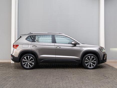 VOLKSWAGEN Taos 1.4 16V 4P FLEX 250 TSI HIGHLINE AUTOMTICO, Foto 8