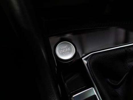 VOLKSWAGEN Taos 1.4 16V 4P FLEX 250 TSI HIGHLINE AUTOMTICO, Foto 21