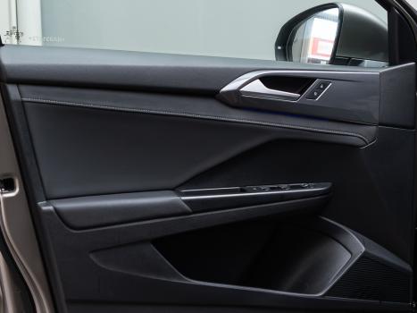 VOLKSWAGEN Taos 1.4 16V 4P FLEX 250 TSI HIGHLINE AUTOMTICO, Foto 22