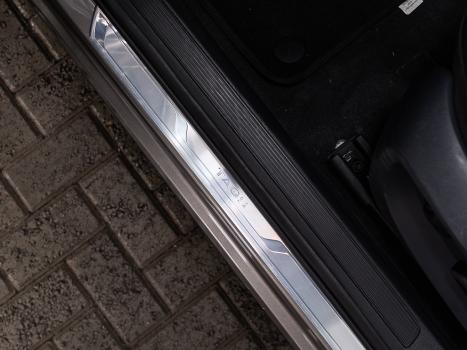 VOLKSWAGEN Taos 1.4 16V 4P FLEX 250 TSI HIGHLINE AUTOMTICO, Foto 24