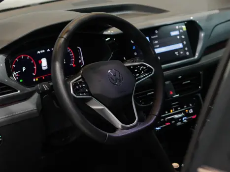 VOLKSWAGEN Taos 1.4 16V 4P FLEX 250 TSI HIGHLINE AUTOMTICO, Foto 17