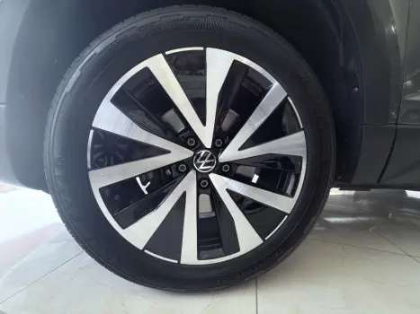 VOLKSWAGEN Taos 1.4 16V 4P FLEX 250 TSI HIGHLINE AUTOMTICO, Foto 11