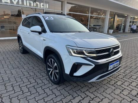 VOLKSWAGEN Taos 1.4 16V 4P FLEX 250 TSI HIGHLINE AUTOM�TICO, Foto 3