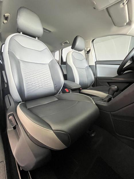 VOLKSWAGEN Taos 1.4 16V 4P FLEX 250 TSI COMFORTLINE AUTOM�TICO, Foto 19