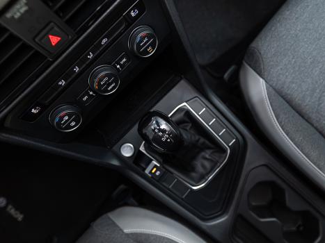 VOLKSWAGEN Taos 1.4 16V 4P FLEX 250 TSI COMFORTLINE AUTOM�TICO, Foto 16