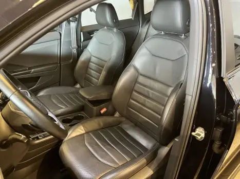 VOLKSWAGEN Taos 1.4 16V 4P FLEX 250 TSI HIGHLINE AUTOM�TICO, Foto 11