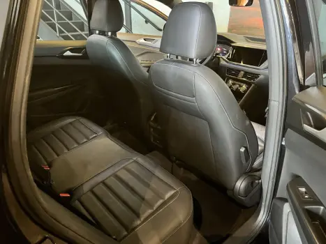 VOLKSWAGEN Taos 1.4 16V 4P FLEX 250 TSI HIGHLINE AUTOM�TICO, Foto 14