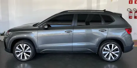 VOLKSWAGEN Taos 1.4 16V 4P FLEX 250 TSI COMFORTLINE AUTOM�TICO, Foto 10