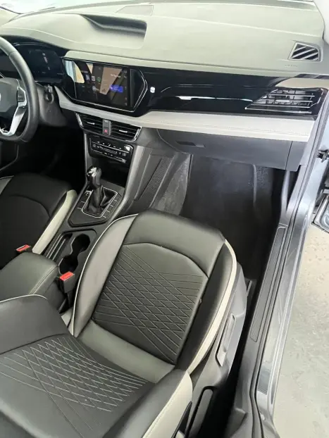 VOLKSWAGEN Taos 1.4 16V 4P FLEX 250 TSI COMFORTLINE AUTOM�TICO, Foto 18