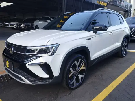 VOLKSWAGEN Taos 1.4 16V 4P FLEX 250 TSI HIGHLINE AUTOM�TICO, Foto 7