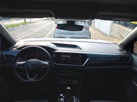 VOLKSWAGEN Taos 1.4 16V 4P FLEX 250 TSI HIGHLINE AUTOM�TICO, Foto 13