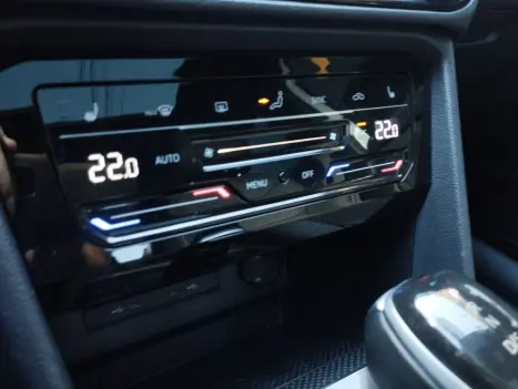 VOLKSWAGEN Taos 1.4 16V 4P FLEX 250 TSI HIGHLINE AUTOM�TICO, Foto 16