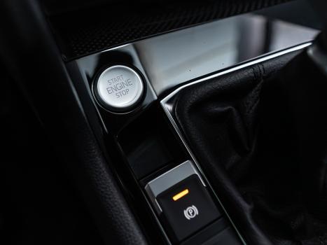 VOLKSWAGEN Taos 1.4 16V 4P FLEX 250 TSI HIGHLINE AUTOM�TICO, Foto 21