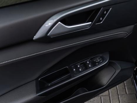 VOLKSWAGEN Taos 1.4 16V 4P FLEX 250 TSI HIGHLINE AUTOM�TICO, Foto 23