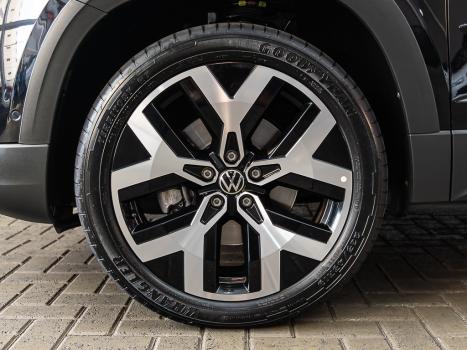 VOLKSWAGEN Taos 1.4 16V 4P FLEX 250 TSI HIGHLINE AUTOM�TICO, Foto 35