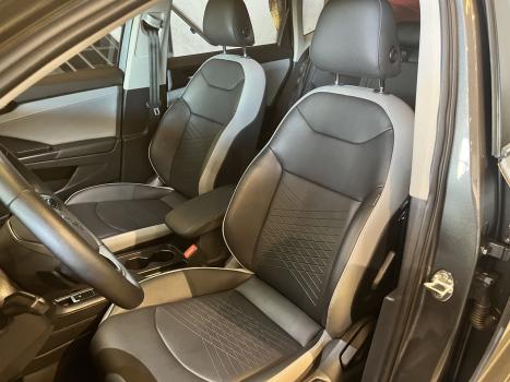 VOLKSWAGEN Taos 1.4 16V 4P FLEX 250 TSI COMFORTLINE AUTOM�TICO, Foto 3