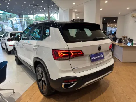 VOLKSWAGEN Taos 1.4 16V 4P FLEX 250 TSI HIGHLINE AUTOM�TICO, Foto 12