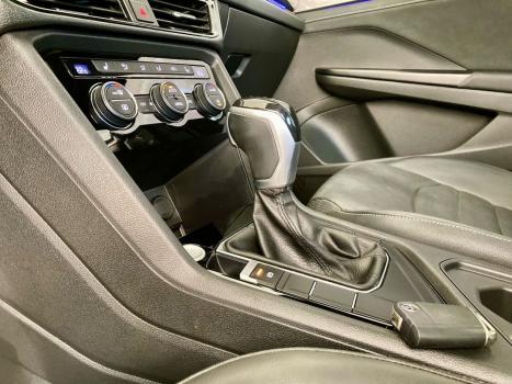 VOLKSWAGEN Taos 1.4 16V 4P FLEX 250 TSI HIGHLINE AUTOM�TICO, Foto 32