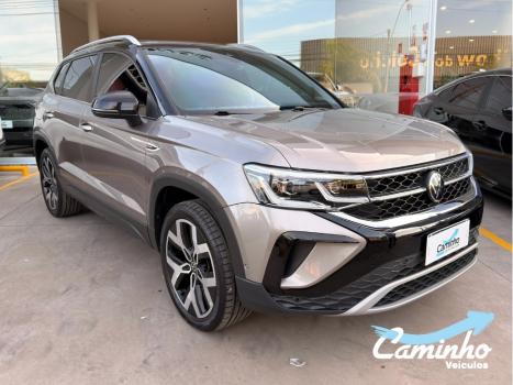 VOLKSWAGEN Taos 1.4 16V 4P FLEX 250 TSI HIGHLINE AUTOM�TICO, Foto 3
